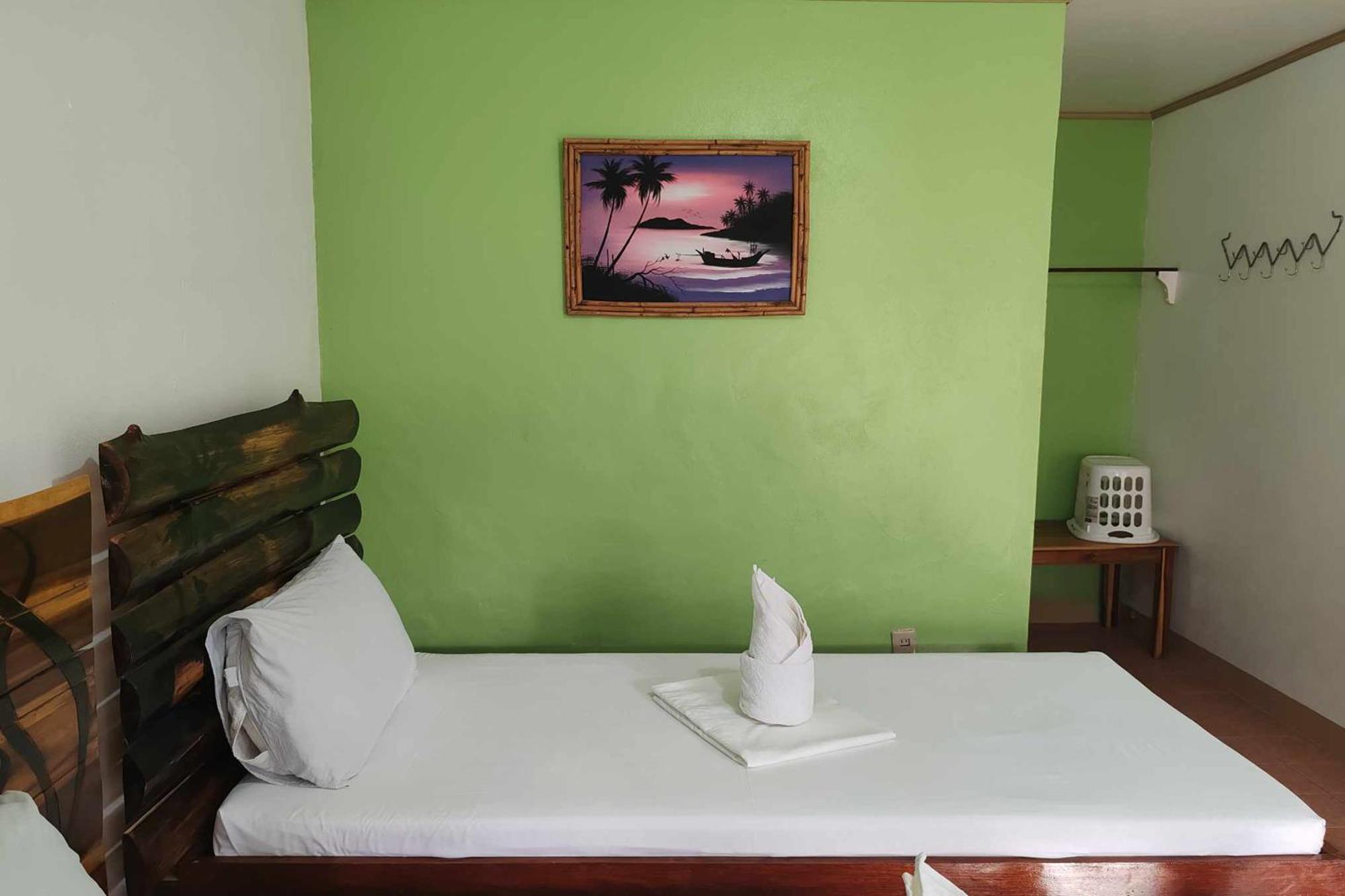 Summer Homes Beach Resort And Cottages Palawan Barton Екстер'єр фото