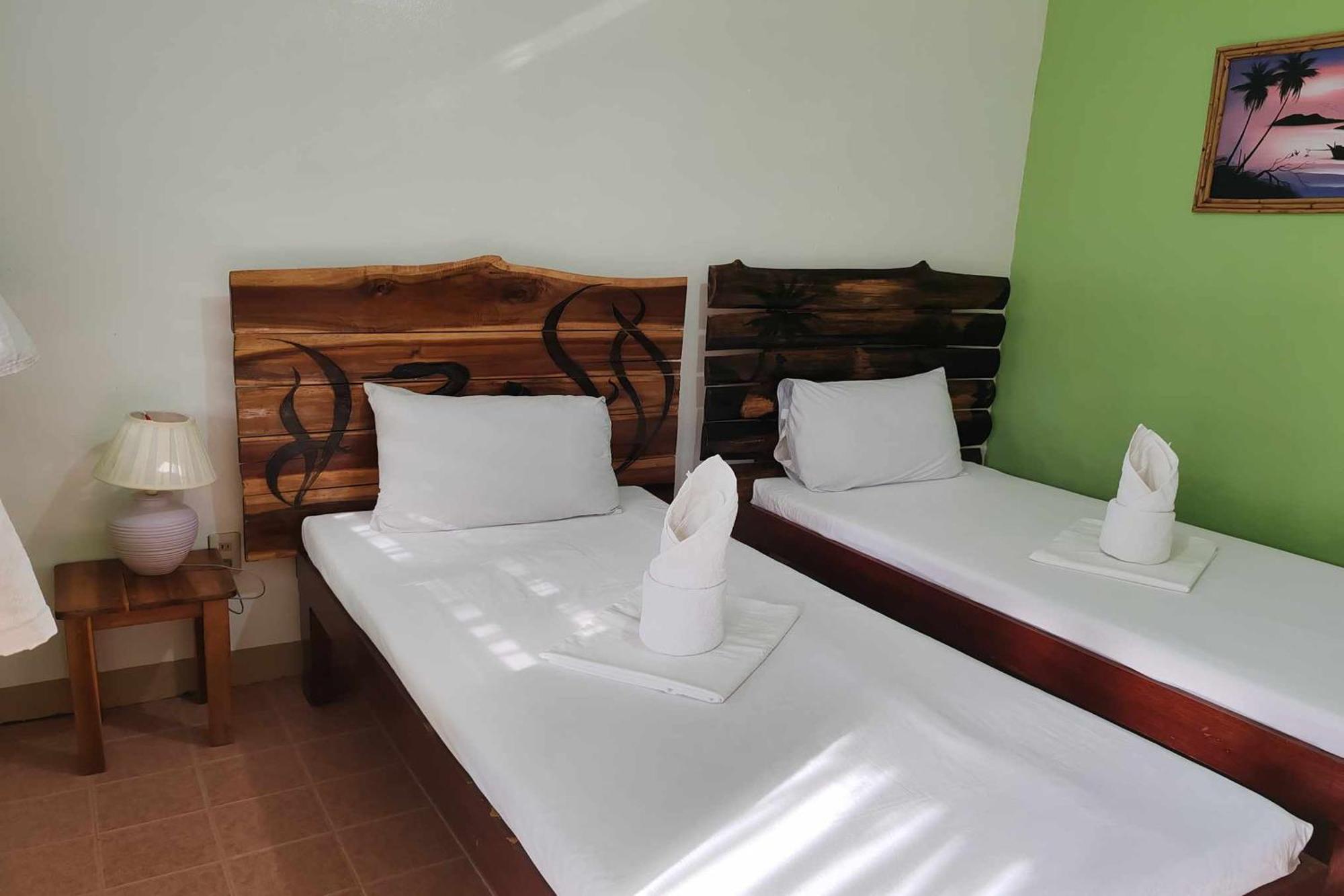 Summer Homes Beach Resort And Cottages Palawan Barton Екстер'єр фото