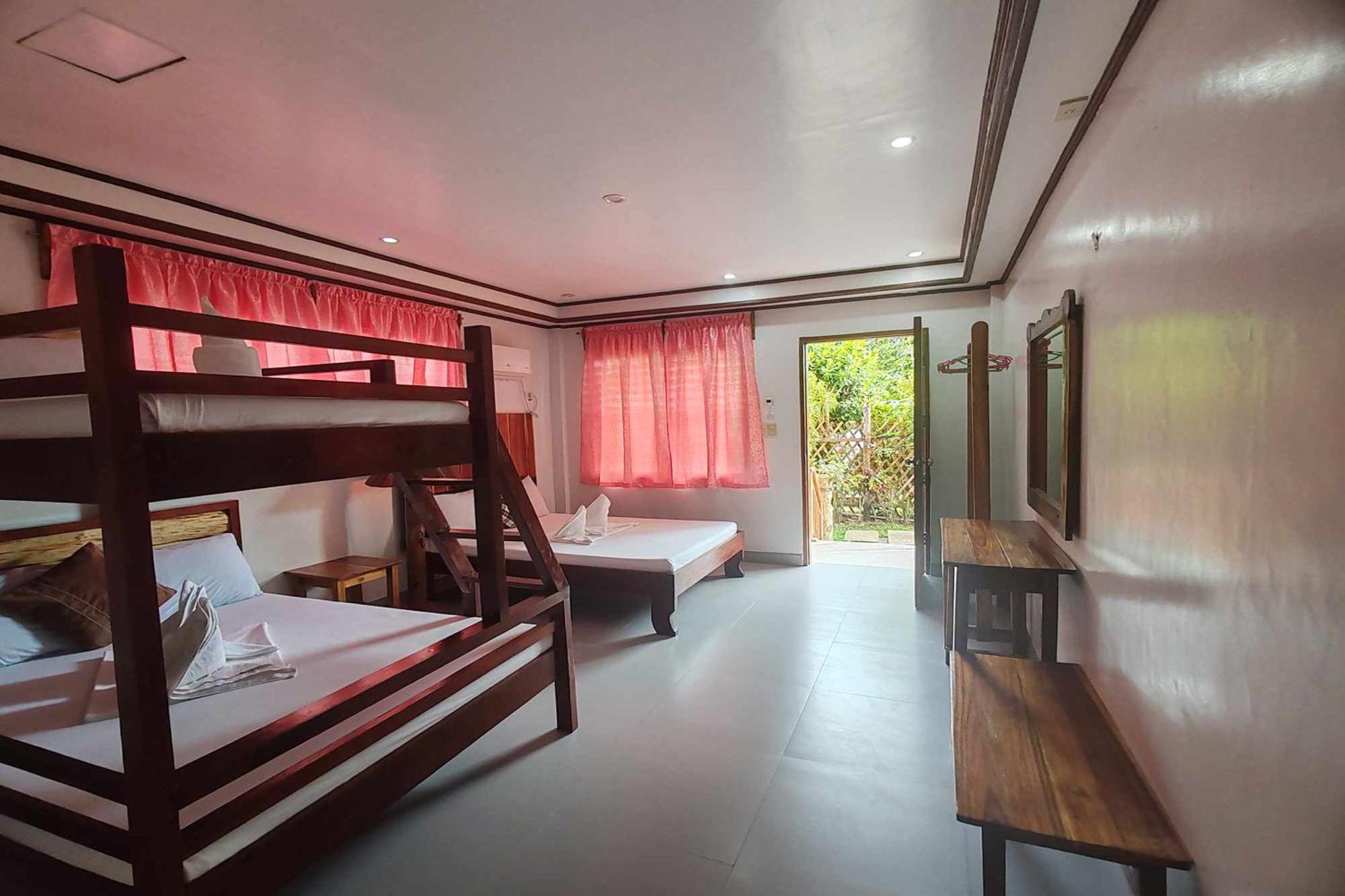 Summer Homes Beach Resort And Cottages Palawan Barton Екстер'єр фото