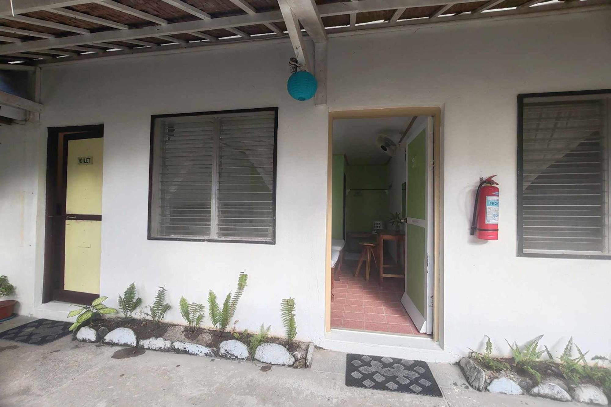 Summer Homes Beach Resort And Cottages Palawan Barton Екстер'єр фото