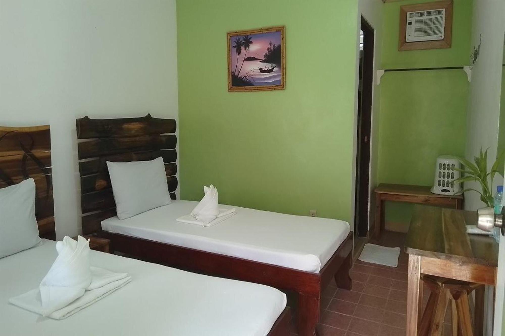 Summer Homes Beach Resort And Cottages Palawan Barton Екстер'єр фото